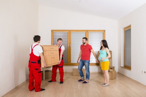 Flexible man and van service for collections and deliveries in Hounslow