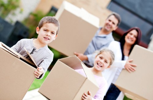 Flat removal packing and loading support in Hounslow