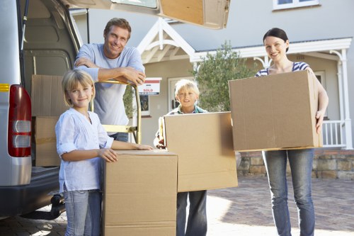 Careful packing and transport support for local Hounslow removals